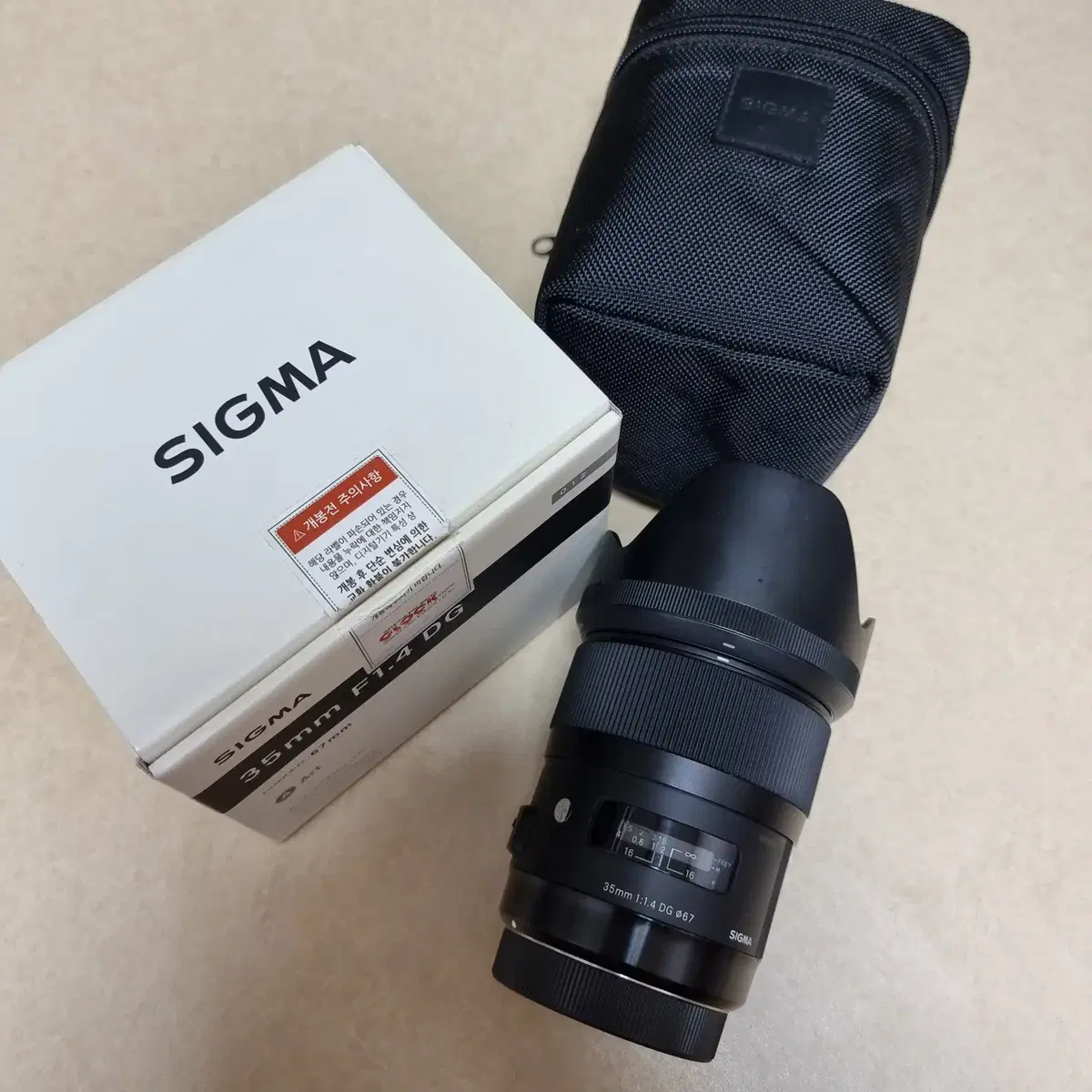 シグマ35mm f/1.4 単焦点レンズ（Canon EF用） Amazon.co.jp: シグマ